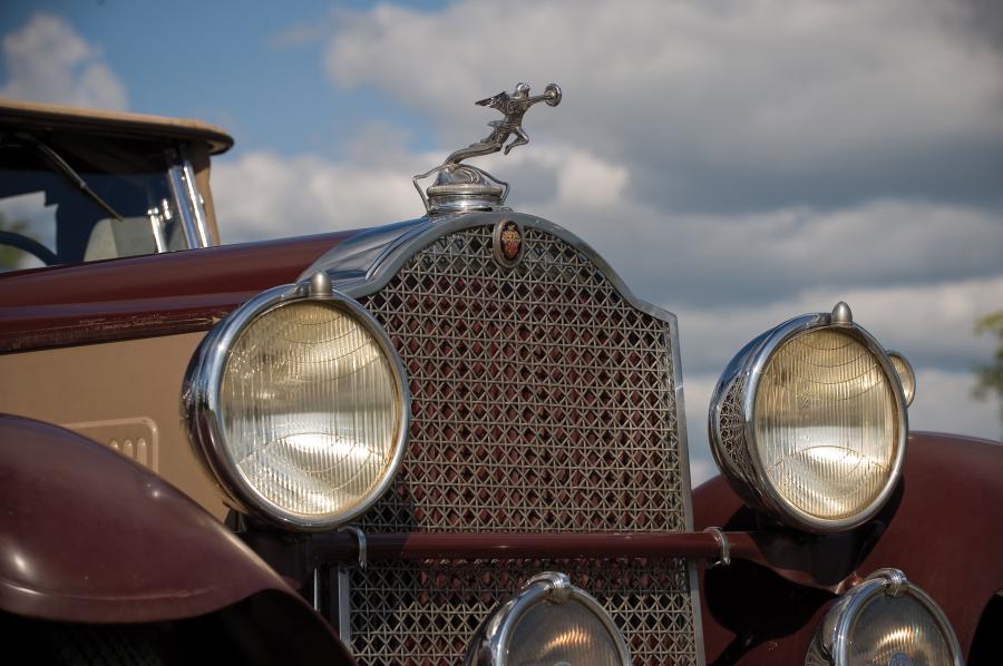  Packard Model 833 Dual Cowl Sport Phaeton 1931 года  (фото 2 из 24)